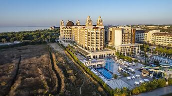 J'adore Deluxe Hotel & Spa