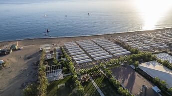 J'adore Deluxe Hotel & Spa