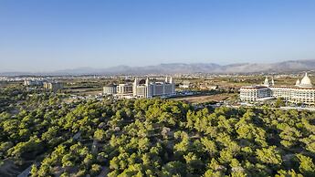 J'adore Deluxe Hotel & Spa