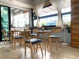 Sleep Sheep Phuket Hostel SHA