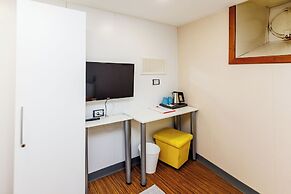 Botel Marina - Hostel