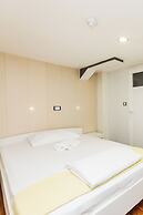 Botel Marina - Hostel