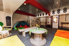 Botel Marina - Hostel