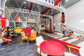 Botel Marina - Hostel