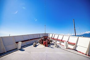 Botel Marina - Hostel