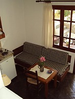 Proimos Maisonnettes