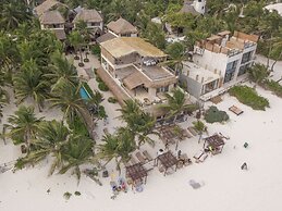 Dune Boutique Hotel located at the party zone