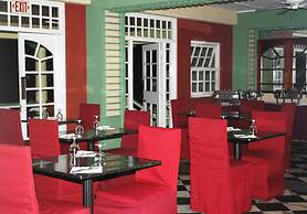 Private 2 Bedroom Beachfront Penthouse Condo Ocho Rios, Jamaica