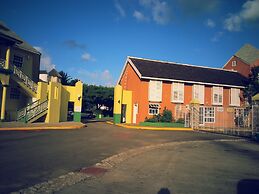 Private 2 Bedroom Beachfront Penthouse Condo Ocho Rios, Jamaica