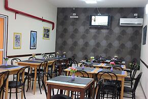 Buenos Aires Inn Hotel