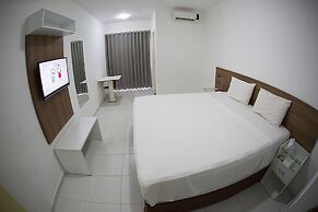 Araras Praia Hotel
