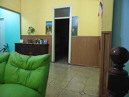 Hostal Tricontinental