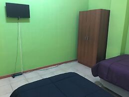 Hostal Tricontinental