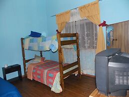 Hostal Tricontinental