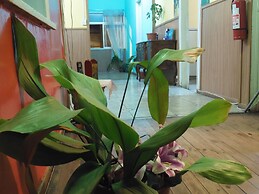 Hostal Tricontinental