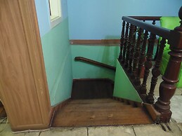 Hostal Tricontinental