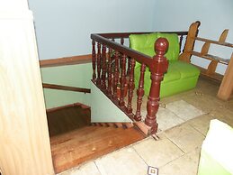 Hostal Tricontinental