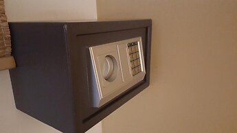 Hotel Railef