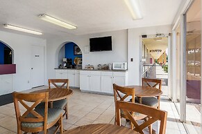 Rodeway Inn Denmark - Jackson