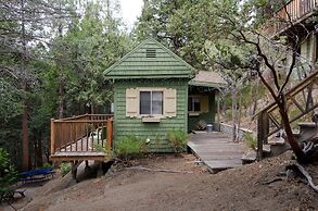 Idyllwild Bunkhouse