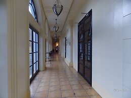 Planta Centro Bacolod Hotel & Residences