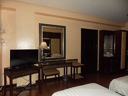 Planta Centro Bacolod Hotel & Residences