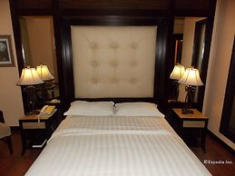 Planta Centro Bacolod Hotel & Residences