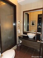 Planta Centro Bacolod Hotel & Residences