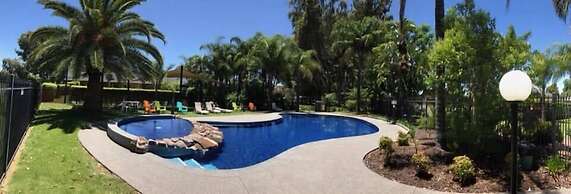 Sportsmans Motor Inn