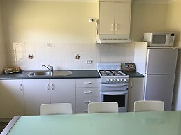 Sportsmans Motor Inn