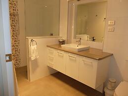 Sportsmans Motor Inn