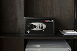 Hanoi Lotus Boutique Hotel