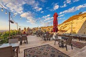 Kayatas Cave Suites