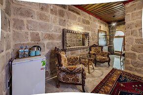 Kayatas Cave Suites