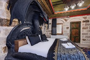 Kayatas Cave Suites