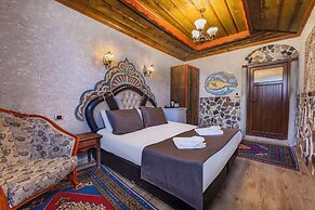 Kayatas Cave Suites