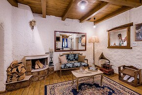 Koukos Rhodian Guesthouse - Adults Only