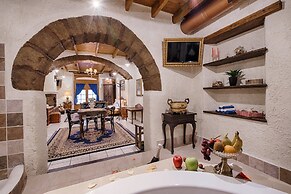 Koukos Rhodian Guesthouse - Adults Only