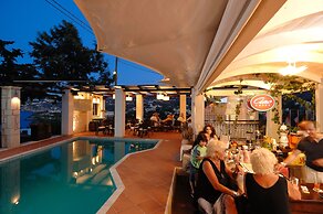 Eva Mare Hotel & Suites -  Adults Only