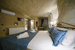 Emit Cave Hotel