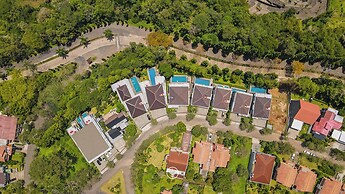 Tulip Hill View 5BR Villa With a Private Pool