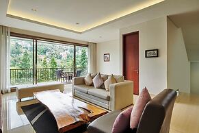 Tulip Hill View 5BR Villa With a Private Pool