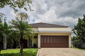 Tulip Hill View 5BR Villa With a Private Pool