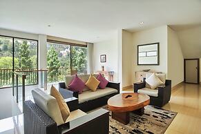 Tulip Hill View 5BR Villa With a Private Pool