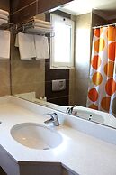 Sea Melody Beach Hotel & Apartments