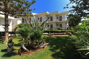 Oasis Beach Hotel Adults Only