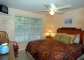 Seahorse Cottages on Sanibel - Adults Only