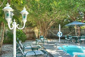 Seahorse Cottages on Sanibel - Adults Only