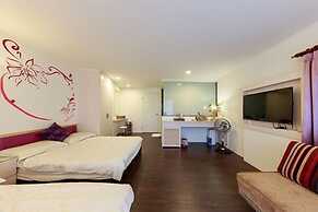 Light Dew Bed and Breakfast