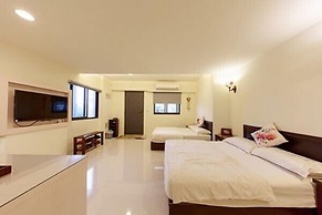 Light Dew Bed and Breakfast